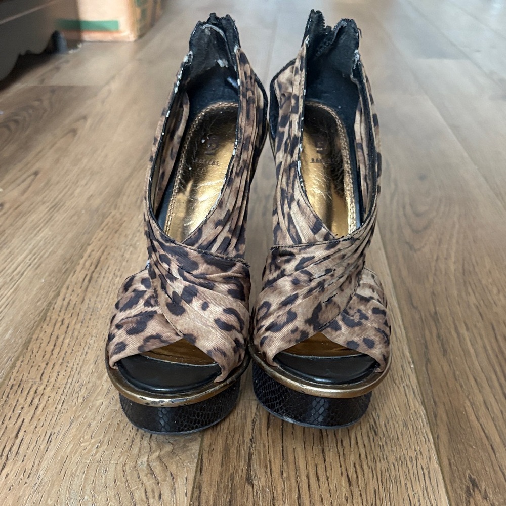 Leopard Print Peep Toe Platform Heels